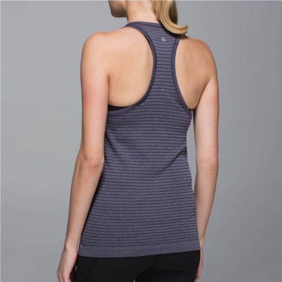 Lululemon Run Swiftly Tech Tank Size 4 in Striped Grape GUC - Picture 9 of 9
